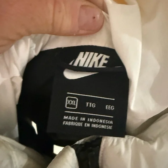 Nike White and Gray Puffer Jacket with Hood Men